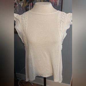 Jessica Simpson White Lace Sharkbite Top in Small